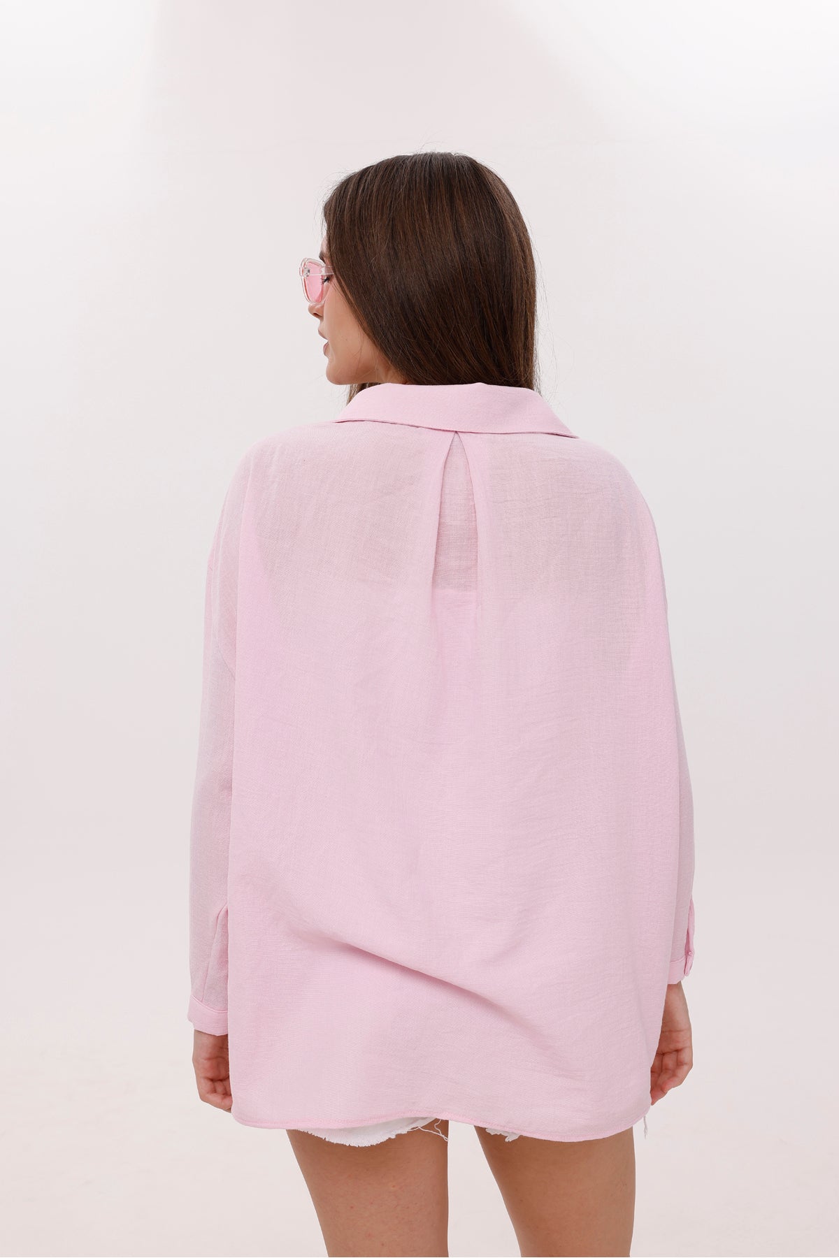 Kadın Gömlek Önden Cepli Düşük Omuz Pembe Kadın Gömlek Salaş Oversize Kadın Gömlek