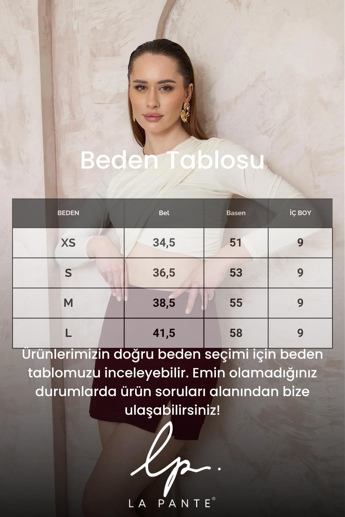 Kadın Şort Kısa Şort Yandan Fermuarlı Astarlı Şort