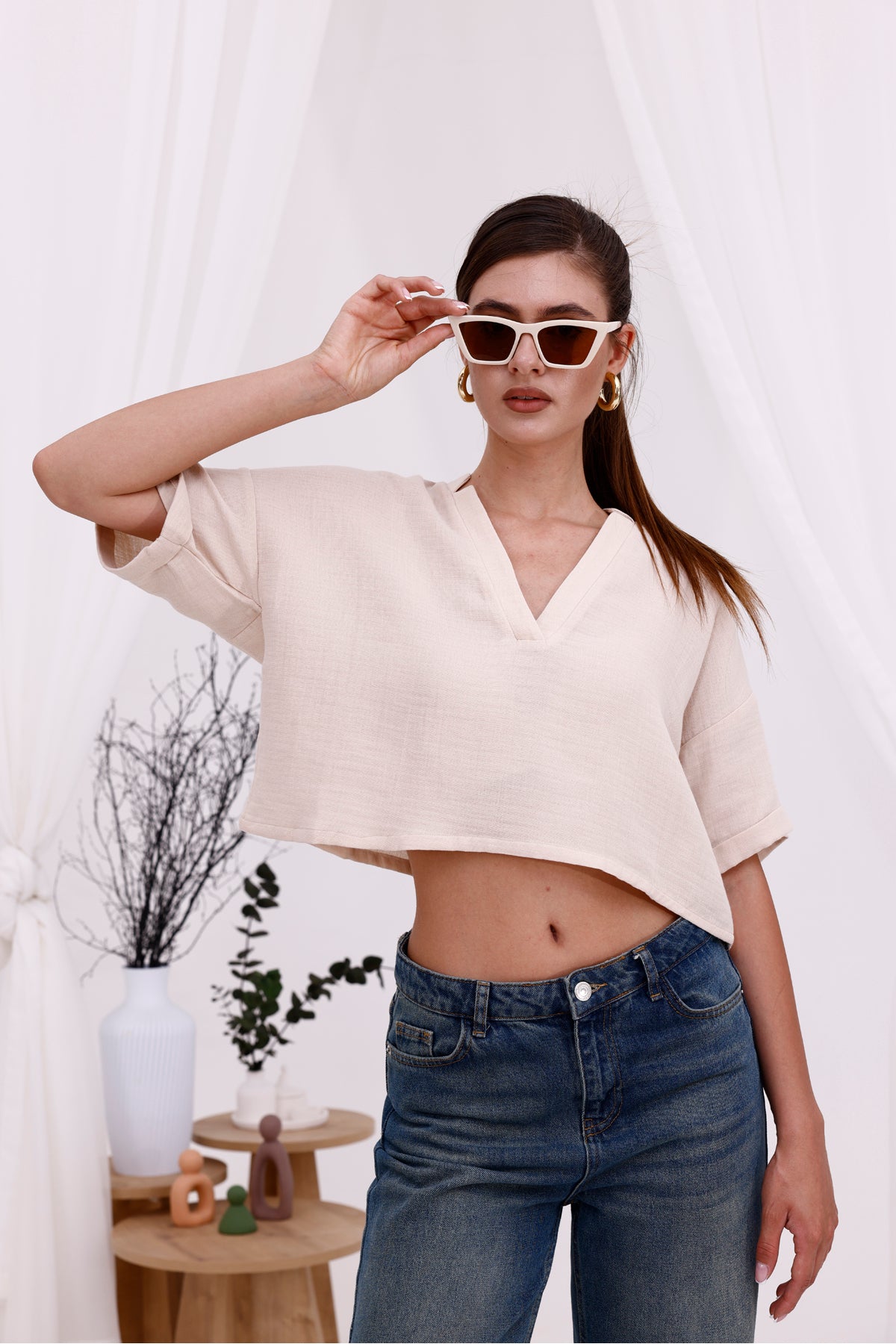 Kadın Bluz Şık Kadın Bluz V Yaka Crop Bluz Kısa Kol Önden Patlı Kısa Bluz Bej Salaş Basic