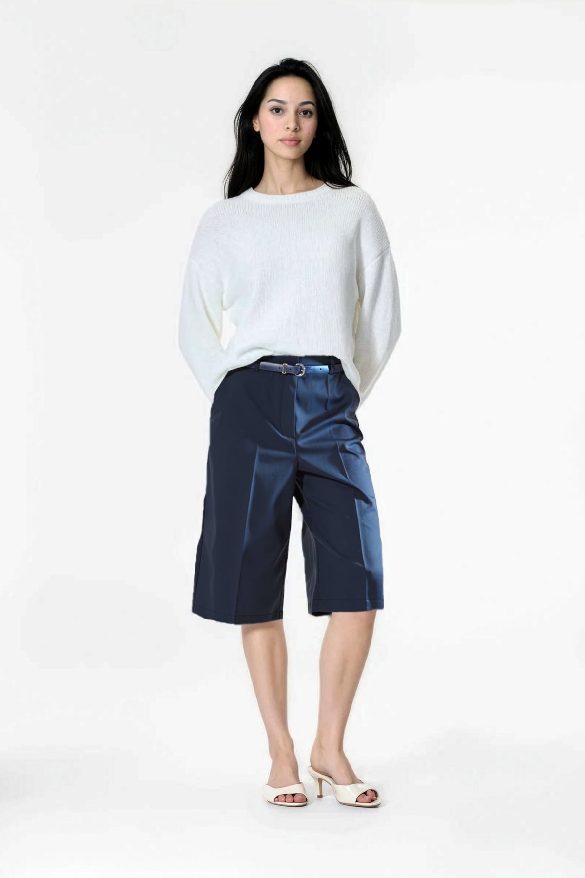 Kadın Şortolon Bermuda Kadın Şort Şehir Boy Kemerli Cepli Kumaş Barrel Wide Leg Bol Rahat Mom Fit
